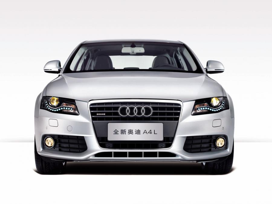  Audi A4L 3.2 FSI Quattro (B8, 8K) 2009 года  (CN) (фото 2 из 3)